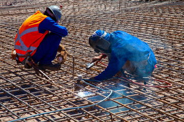 Large construction, bridges, buildings, industry