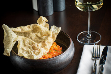 salmon tartar and white wine