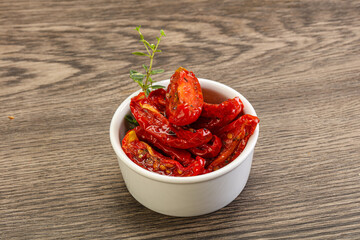 Sun-dried tomato in olive oil