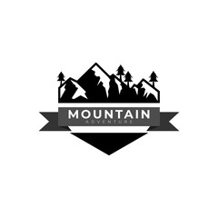 Fototapeta premium Adventure logo designs inspirations with the mountain view, vintage logo