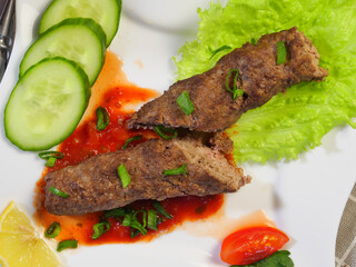 Lula-kebab with vegetables
