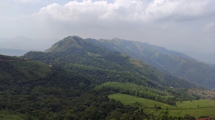 Fototapeta premium view of the mountains