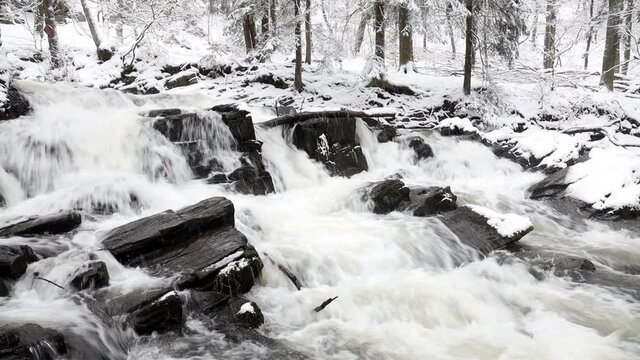 Selkewasserfall im Winter