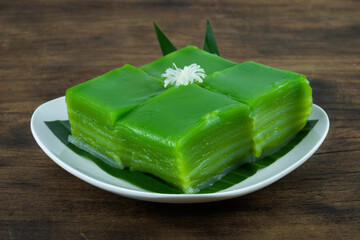 Steamed Pandan Layer Cake Thai Dessert