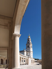 Fototapeta premium Cathedral of Fatima in Portugal near Lisboa with blue sky