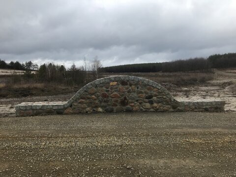 mauer br&uuml;cke steinbogen