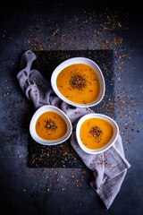 Obraz na płótnie Canvas Pumpkin soup with bread