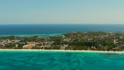 Photo sur Plexiglas Plage blanche de Boracay Tropical lagoon with turquoise water and white sand beach from above. Boracay, Philippines. White beach with tourists and hotels. Summer and travel vacation concept.