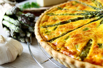 Delicious asparagus and bacon quiche