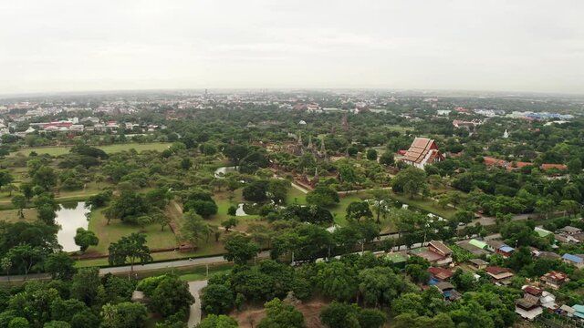 วิดีโอสต็อก
Aerial view old ancient architecture building construction pagoda at Ayutthaya Historical Park, Phra Nakhon Si Ayutthaya, Ayutthaya, Thailand