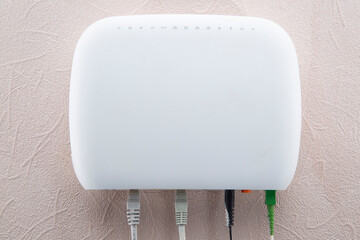 Internet Wi-Fi modem dual-circuit for home and office.