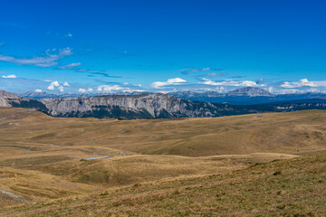 Col de Bataille, Ombleze, France. View on the plateau of Tete de la Dame.