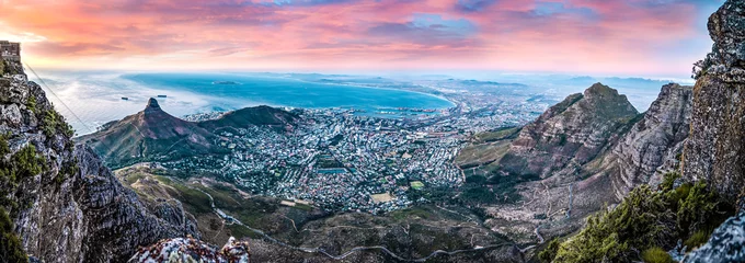 Papier Peint photo Montagne de la Table Vue panoramique du centre de Cape Town, Afrique du Sud depuis le sommet de la montagne de la Table