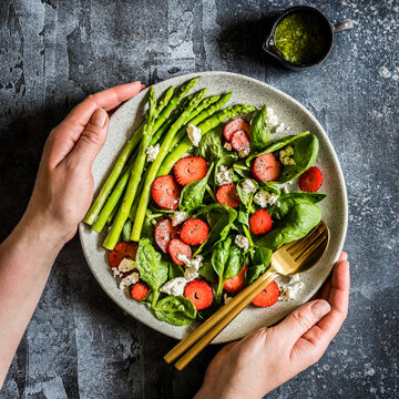 Strawberry, Spinach, Asparagus and Feta Salad, Hands
