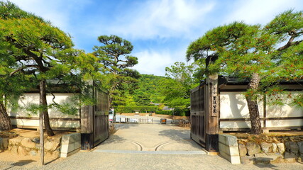 栗林公園東門入口32