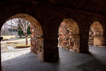 Fototapeta premium Antic claustre de Santa Maria d'Egara.