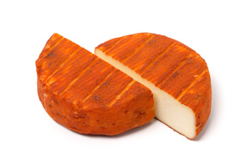 Halbfester Schnittkäse aus Kuh-, Ziegen- und Schafsmilch