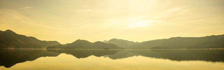 Fototapeta na wymiar lake walchensee in bavaria