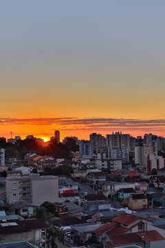 Colorful sunset in Caxias do Sul © Leandro