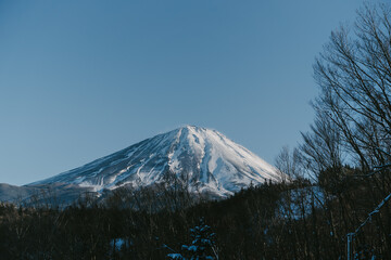 富士山。有名な日本の山。雪と夕日。日本イメージ。
