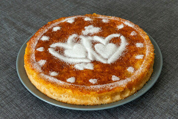 tarta de manzana con corazones