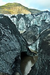 Obraz premium Iceland-view of glacier Sólheimajökulsvegur and its surroundings