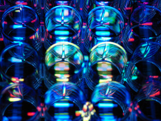 Multi well plate with colorful reflection