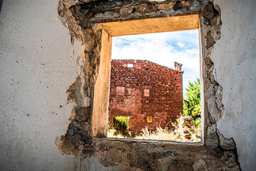 Pueblo abandonado de Tobes, en Guadalajara (España).