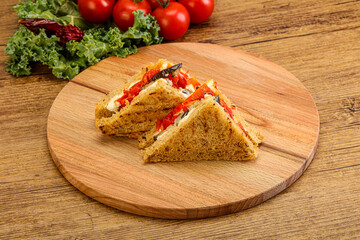 Club sandwich with eggplant and cheese