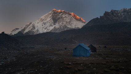 Along the path to Mount Everest Base camp.