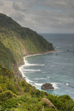 View off New Zealand's West Coast from Knights Point on the South Island