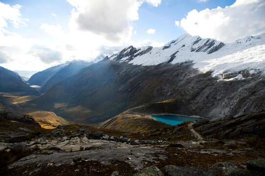 Looking down from Punta Union at 4750 meters in Peru's Cordillera Blanca and the Santa Cruz trek. Rinrijiraca dominates, laguna Tuallicocha below.