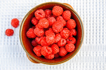 Fresh raspberry in the bowl