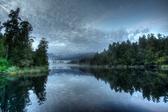 Sunrise at Lake Matheson on the West of New Zealand's South Island