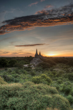 The sun rises across the 2000+ temples and pagodas at Bagan in the country of Burma (Myanmar)