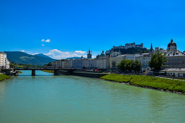Fototapeta na wymiar Salzburg river view