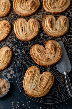 Cookie on cookie sheet
