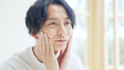 男性の美容イメージ　男性化粧品　メンズビューティー