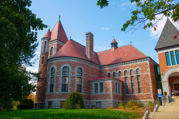 Obraz premium Laconia Public Library at 695 N Main Street in city center of Laconia, New Hampshire NH, USA. 