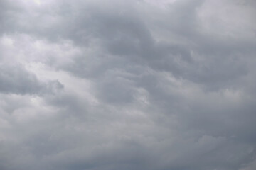 Cloudy before rain is very cool air in the morning.