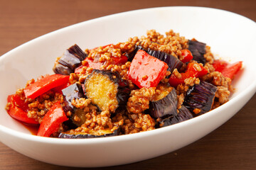 なすのボローニャ風炒め