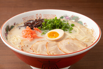 とんこつラーメン