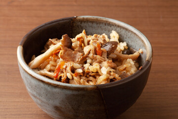牛肉とキノコの炊き込みご飯