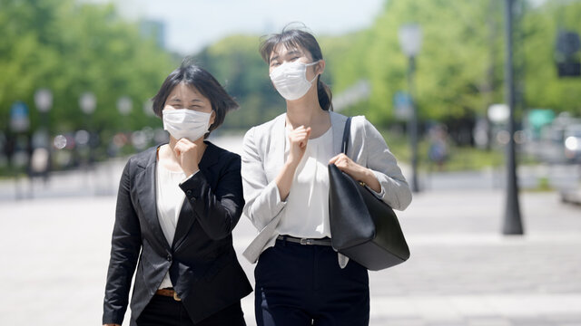 5 244 件の最適な 並んで歩く 画像 ストック写真 ベクター Adobe Stock