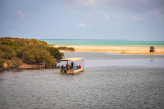 Landscape view of the mouth of Yardie Creek in the Ningaloo National Park near Exmouth in Western Australia