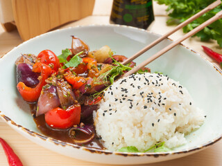 veal with vegetables in oyster sauce with white rice