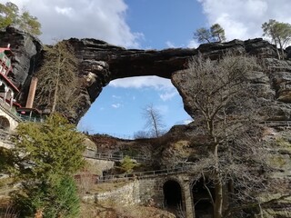 rock "bridge"