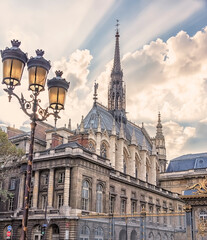Fototapeta na wymiar Sainte-Chapelle viewed from outside in Paris