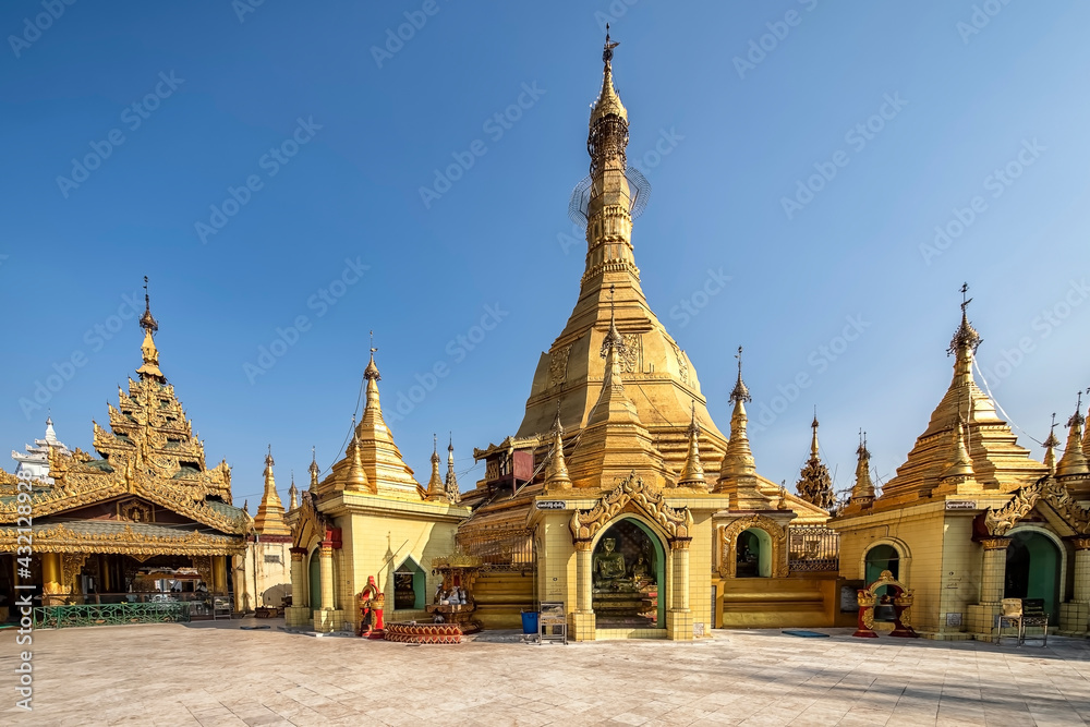 Wall mural Sule Pagoda in Yangon