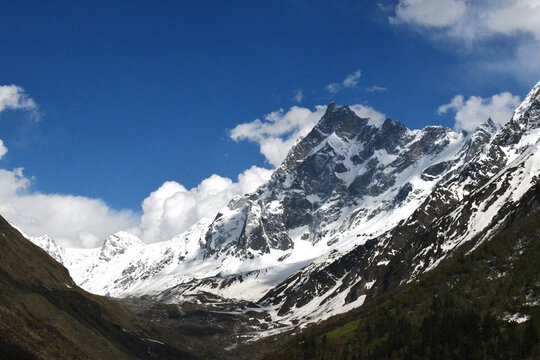 The mystique Swargarohini peak. Uttarkashi District of the northern Indian state of Uttarakhand, west of the Gangotri group of peaks